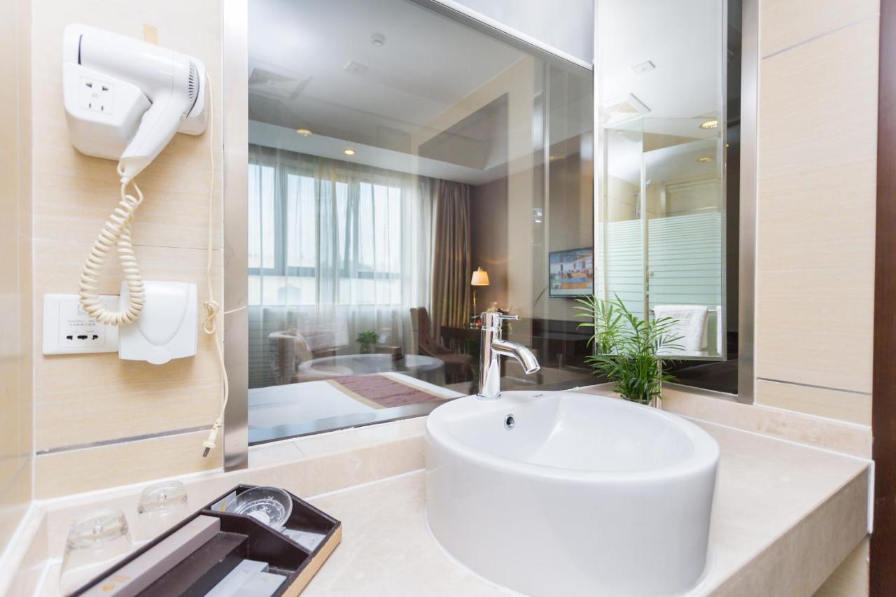 Shanghai Yueshangju Holiday Hotel Екстериор снимка